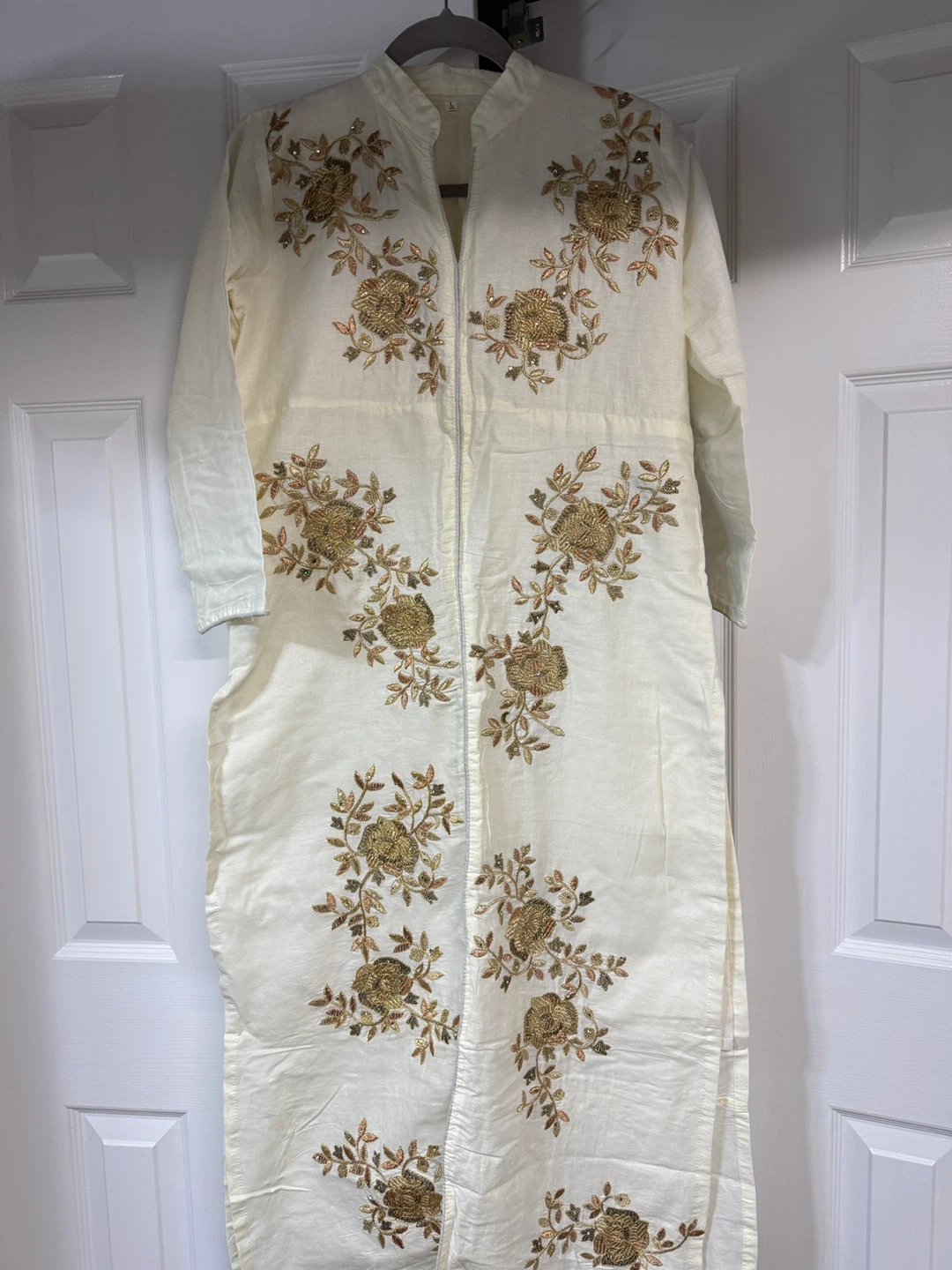 Cream Embroidered Kurti/Tunic Large