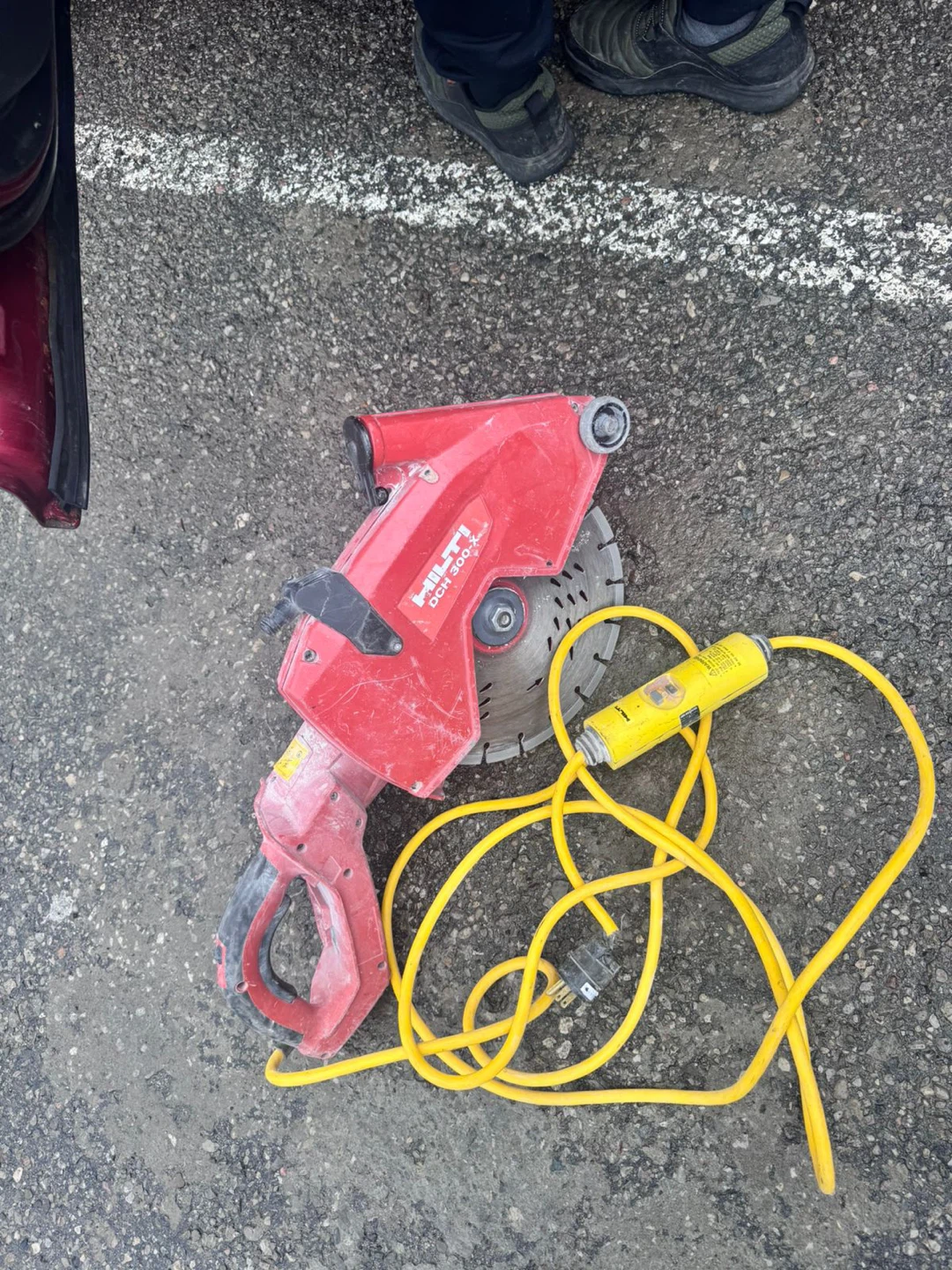 Hilti DD 300-X Cut-Off Saw - photo 2