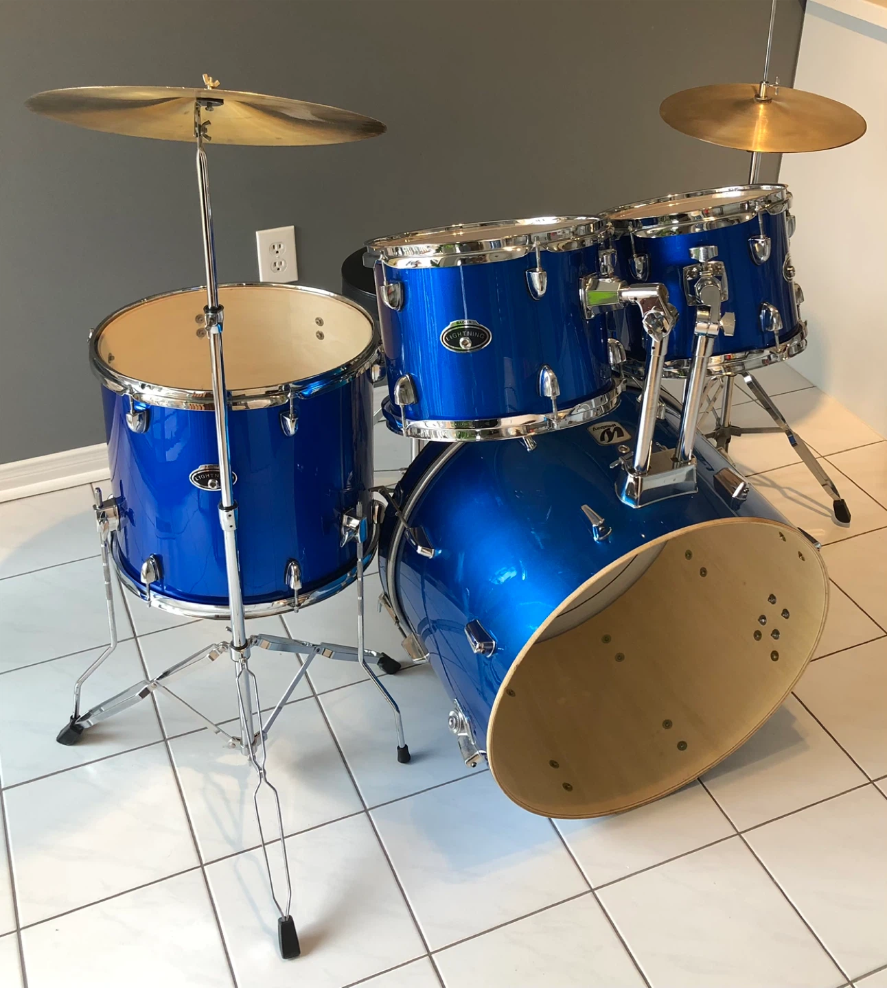 Blue drum set - everything included! - photo 3