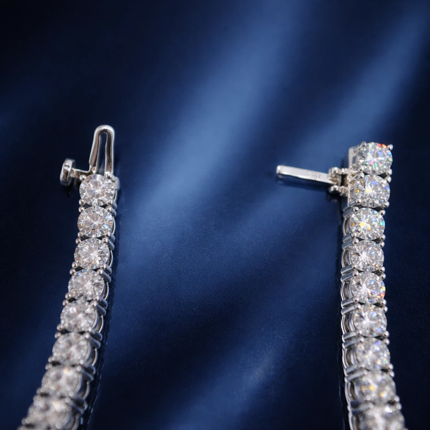 Unisex Moissanite double under lock clasp Tennis bracelet - photo 4