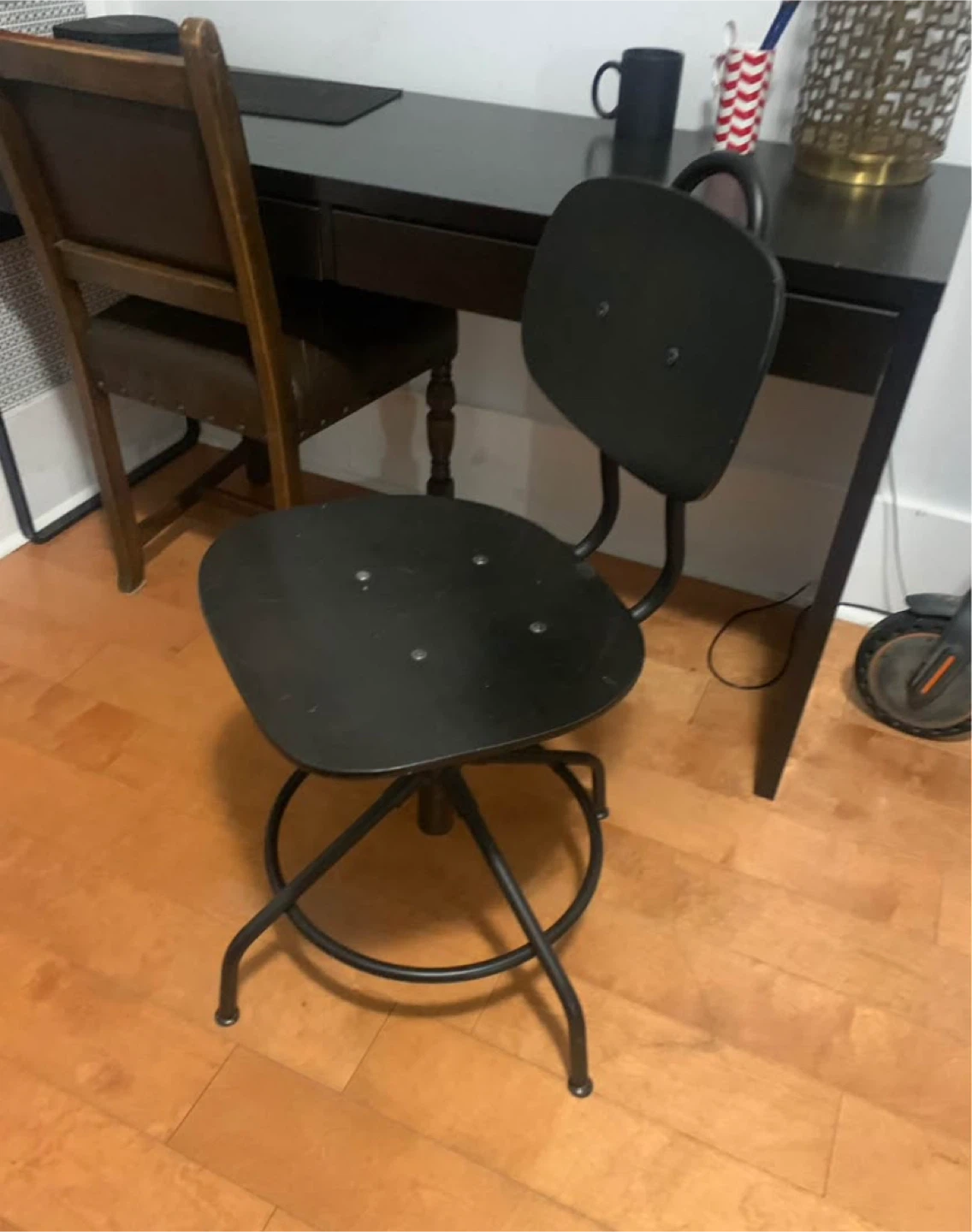 Black Adjustable Swivel Stool