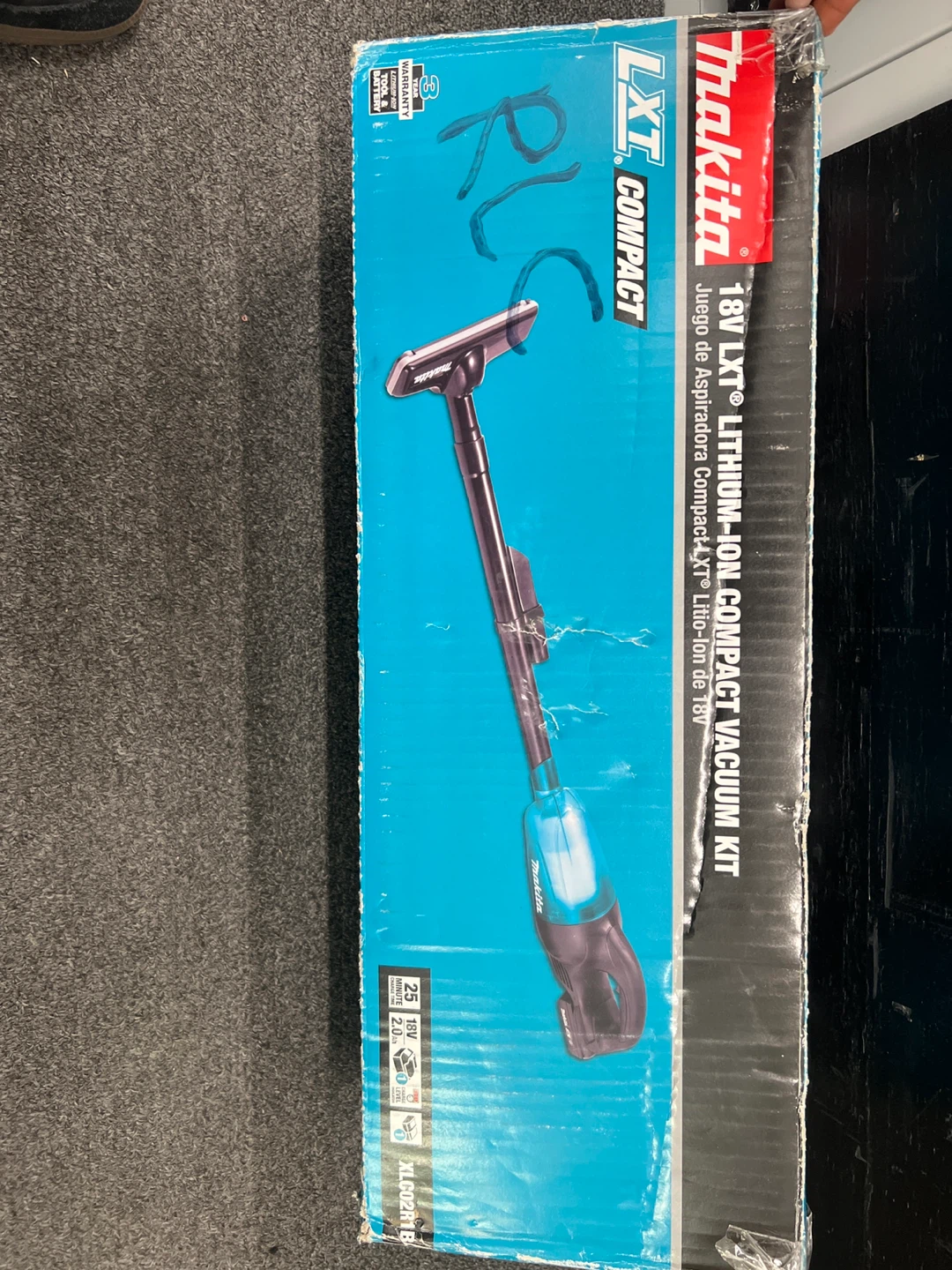 Makita 18V LXT Lithium-Ion Compact Vacuum Kit