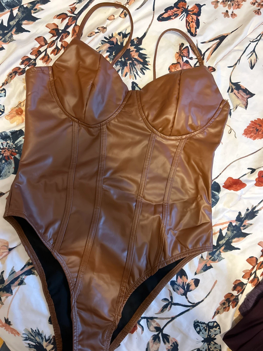 SILQUEE Faux Leather Bodysuit - Brown