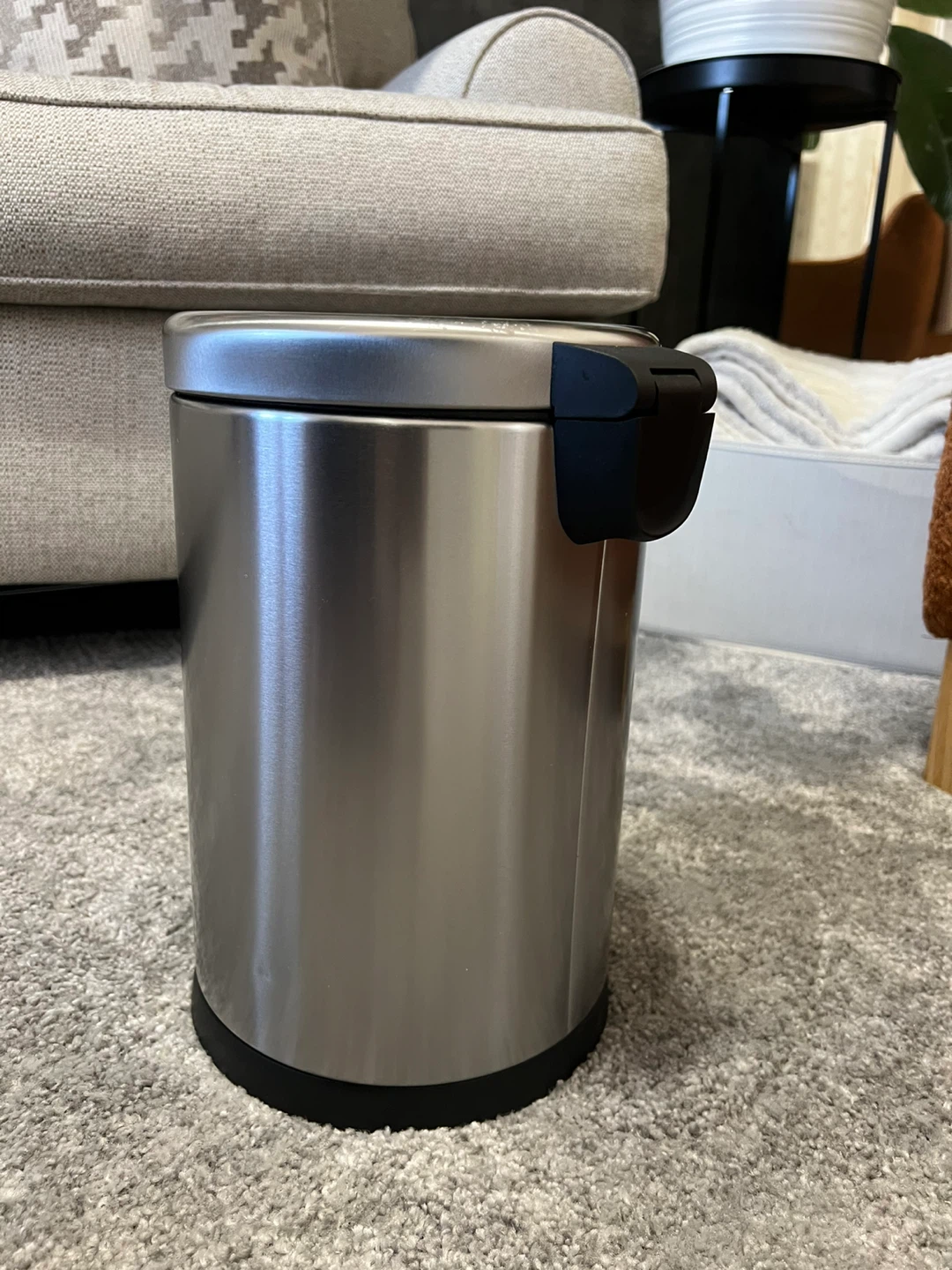 simplehuman 4.5L Stainless Steel Pedal Trash Can - photo 2
