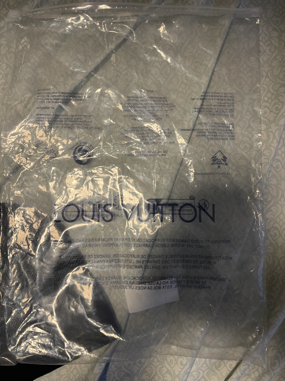 Louis Vuitton Beanie - photo 2