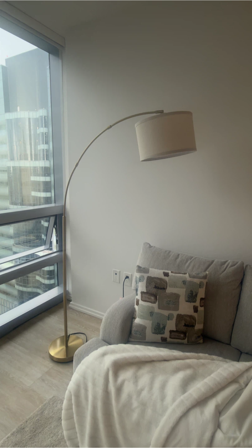 Arc Floor Lamp - Gold Metal