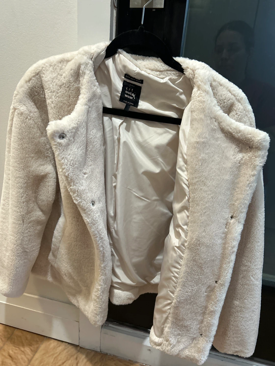 ZARA TRF Faux Fur Jacket Cream Size S - photo 3