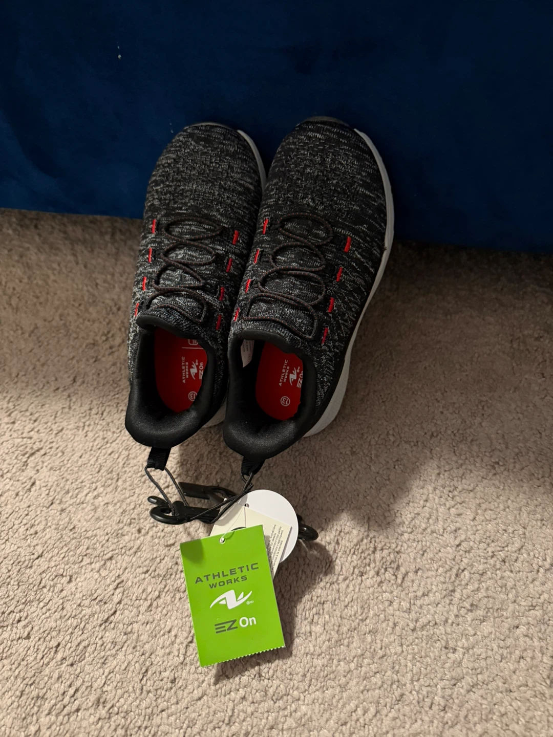 Kids Sneakers size 13 - photo 2