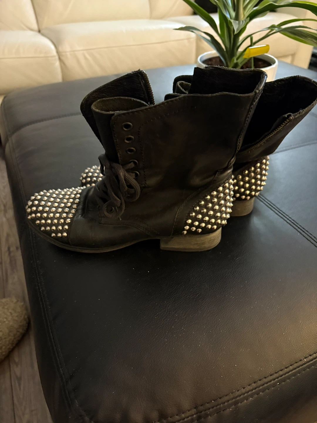 Steve Madden Boots