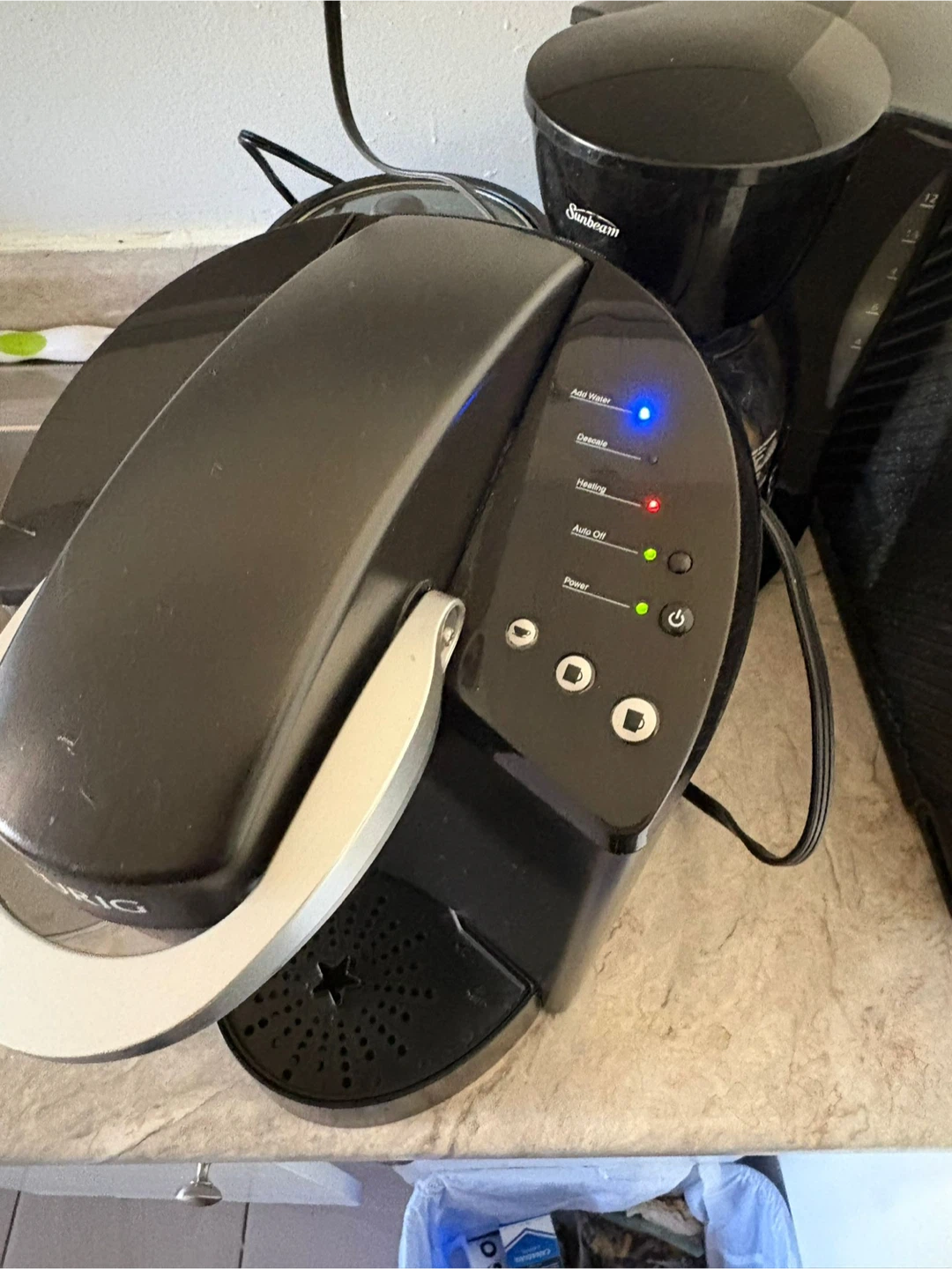 Keurig Classic K-Cup Coffee Maker - Excellent Condition!