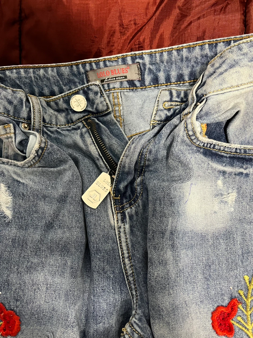 Tolo Blues Embroidered Ripped Jeans - photo 4