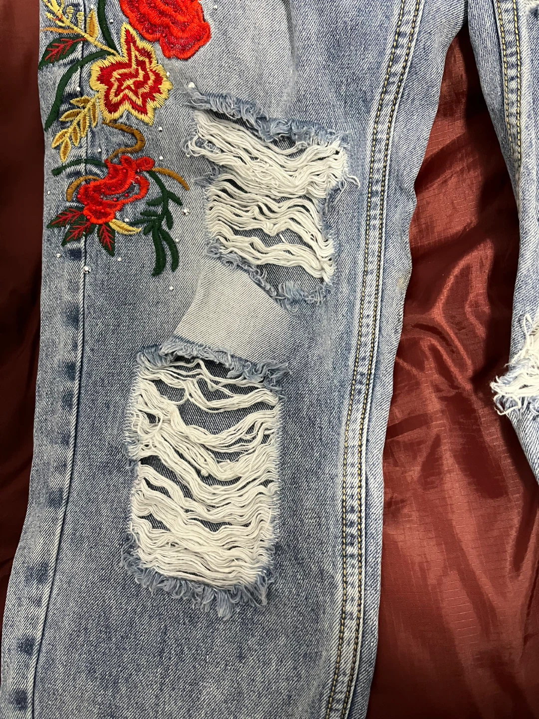 Tolo Blues Embroidered Ripped Jeans - photo 2