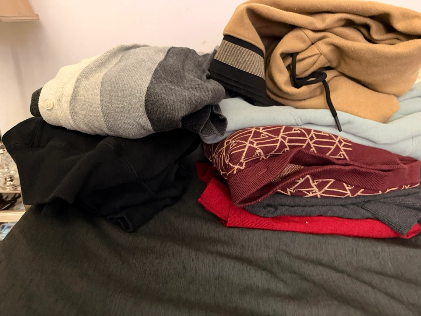 Sweaters & Hoodies (Calvin Klein, Lacoste, Uniqlo, Express) XS–M - photo 2