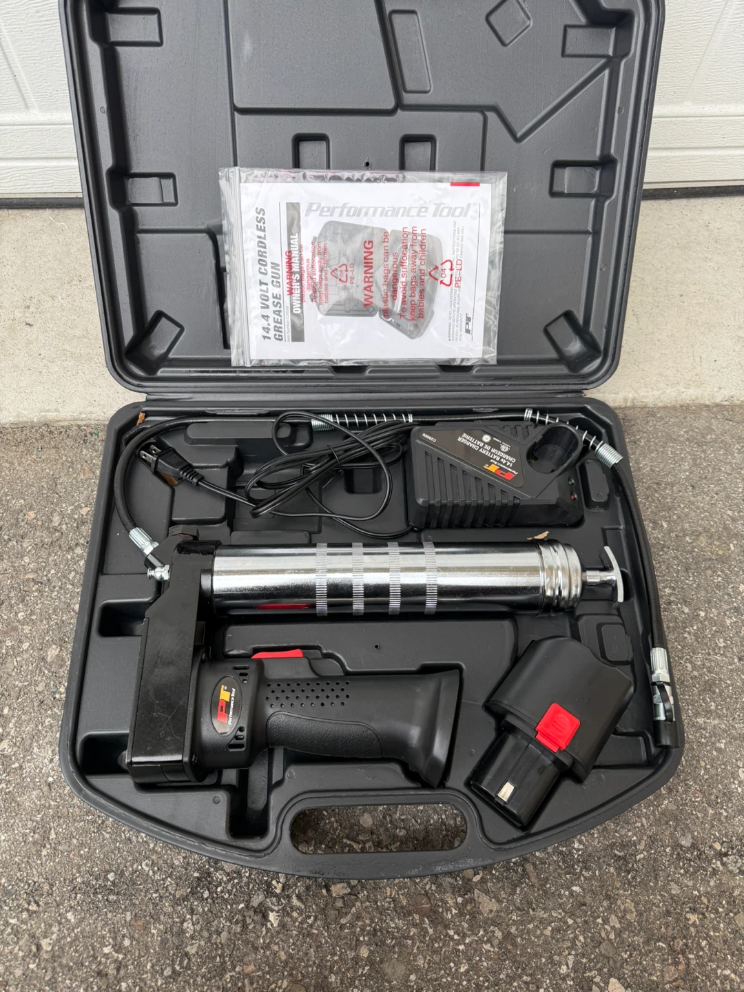 Performance Tool 14.4 Volt Cordless Grease Gun Kit - photo 3