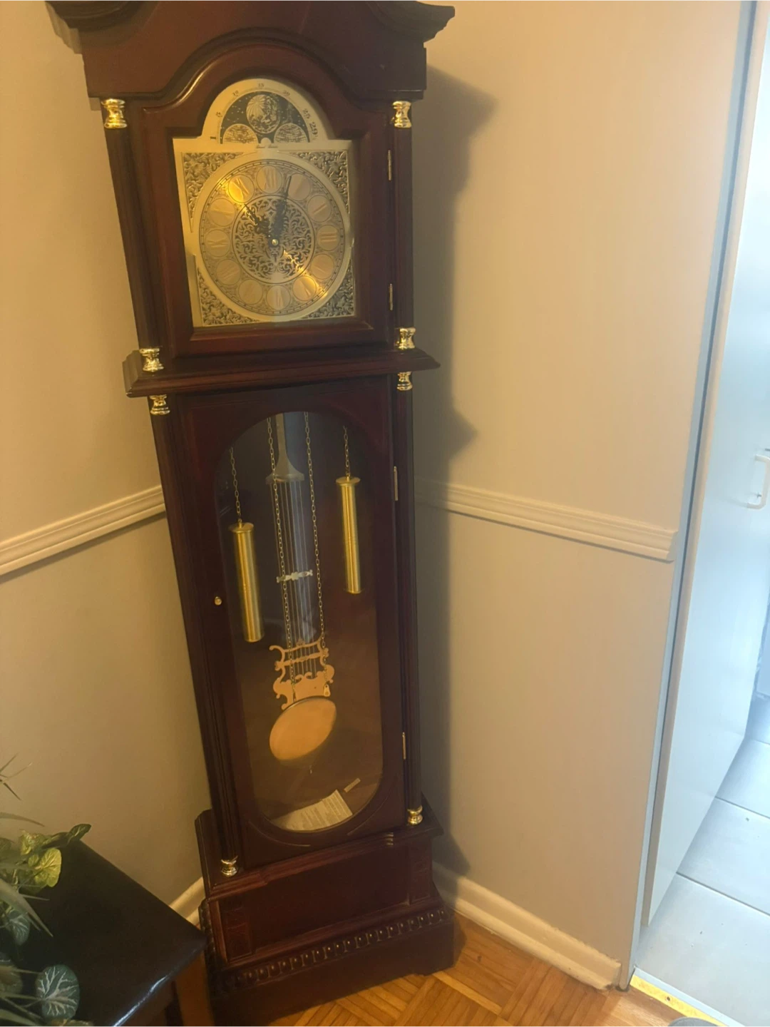Grandfather Clock - Daniel Dakota (Excellent Condition)
