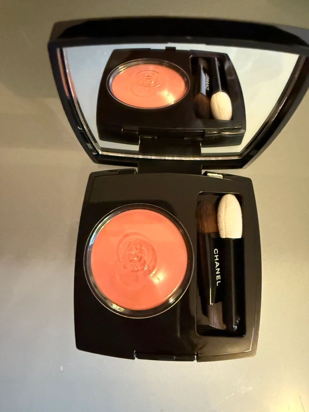 Chanel Ombre Essentielle Multi-Use Eyeshadow 228 Rose Charnel