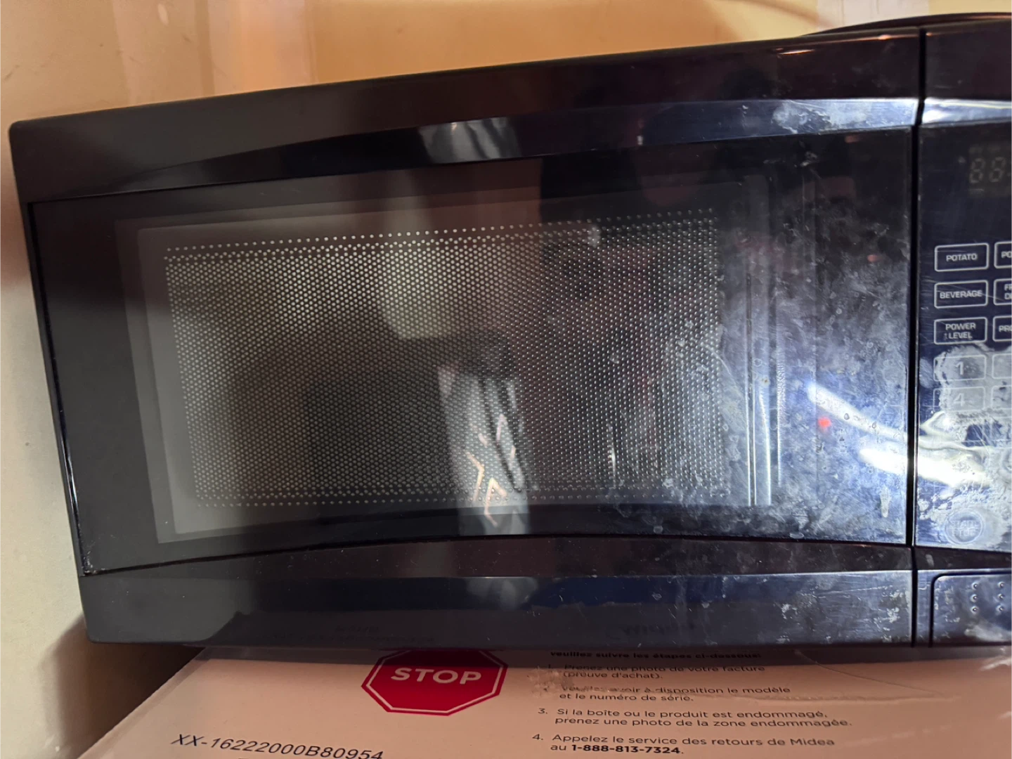 Fully functional microwave - photo 2