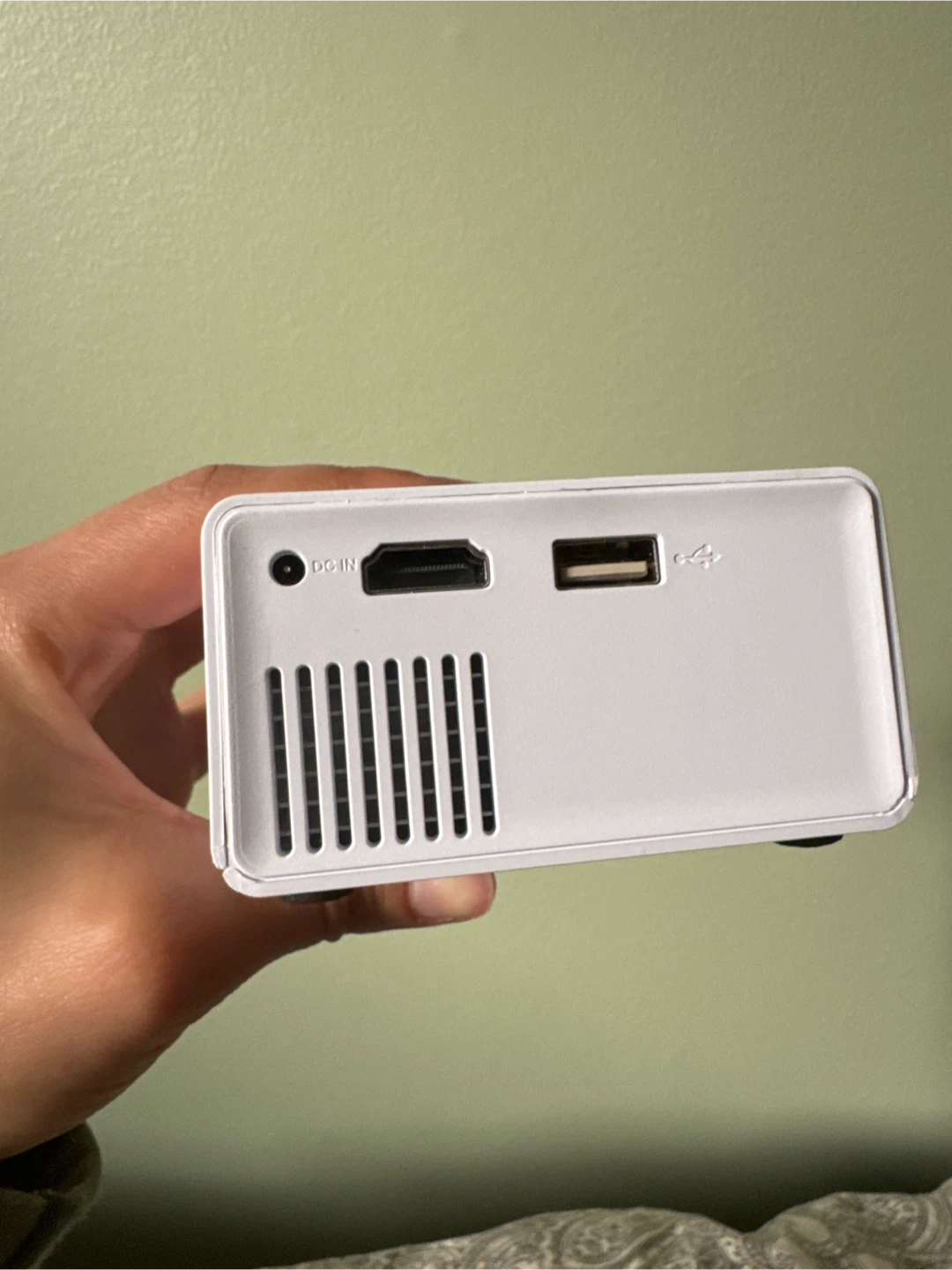 Mini LED Projector - photo 4
