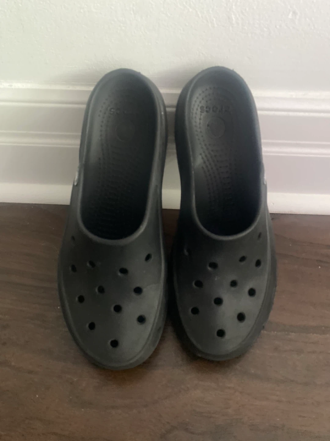 Black Crocs Shoes