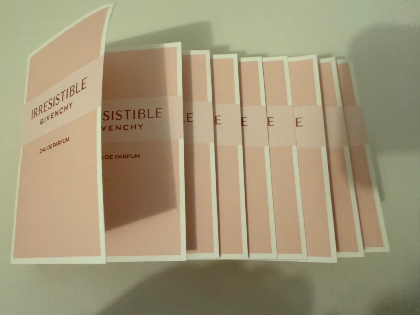 Givenchy Irresistible Eau de Parfum x9
