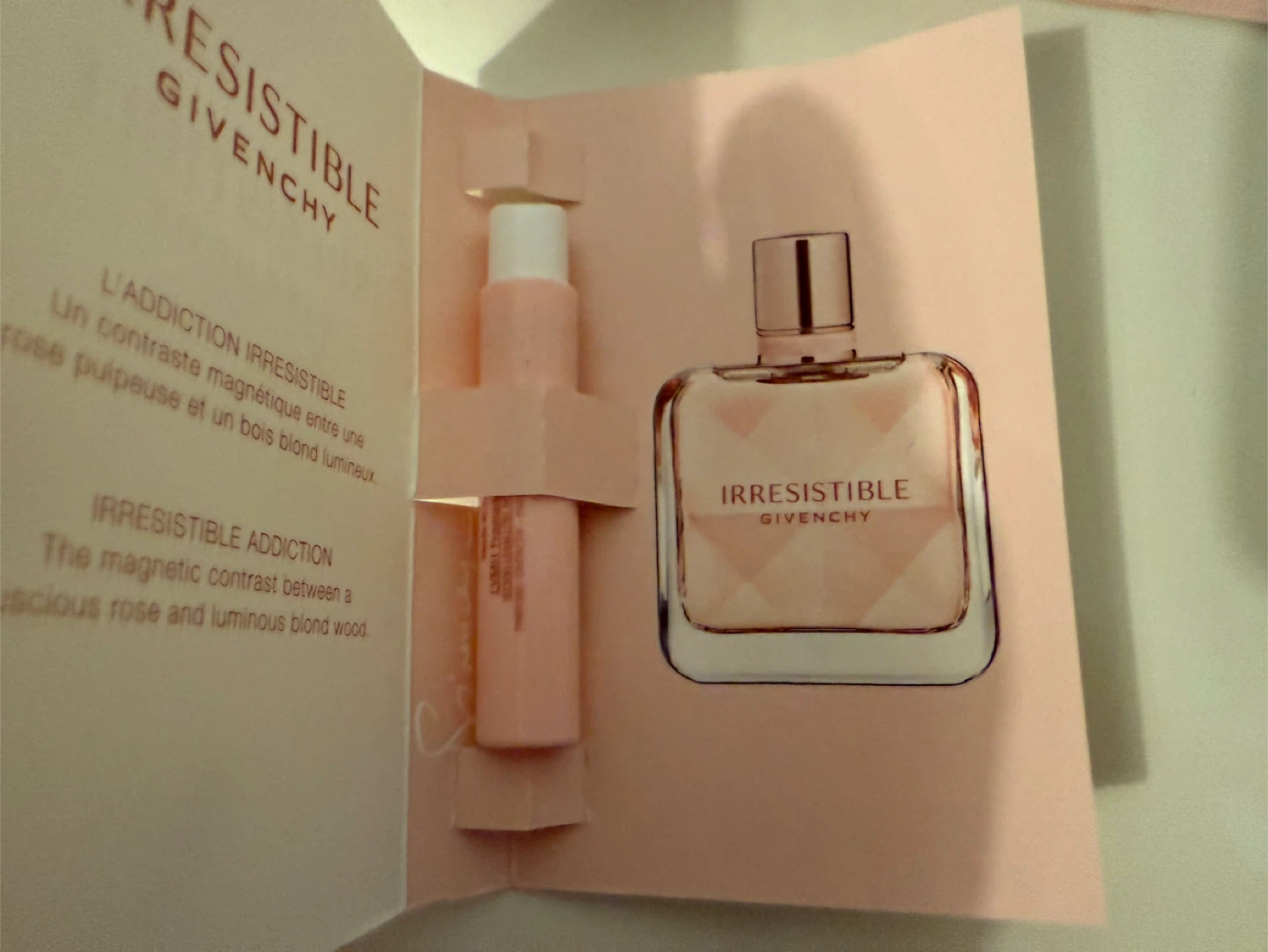 Givenchy Irresistible Eau de Parfum x9 - photo 2