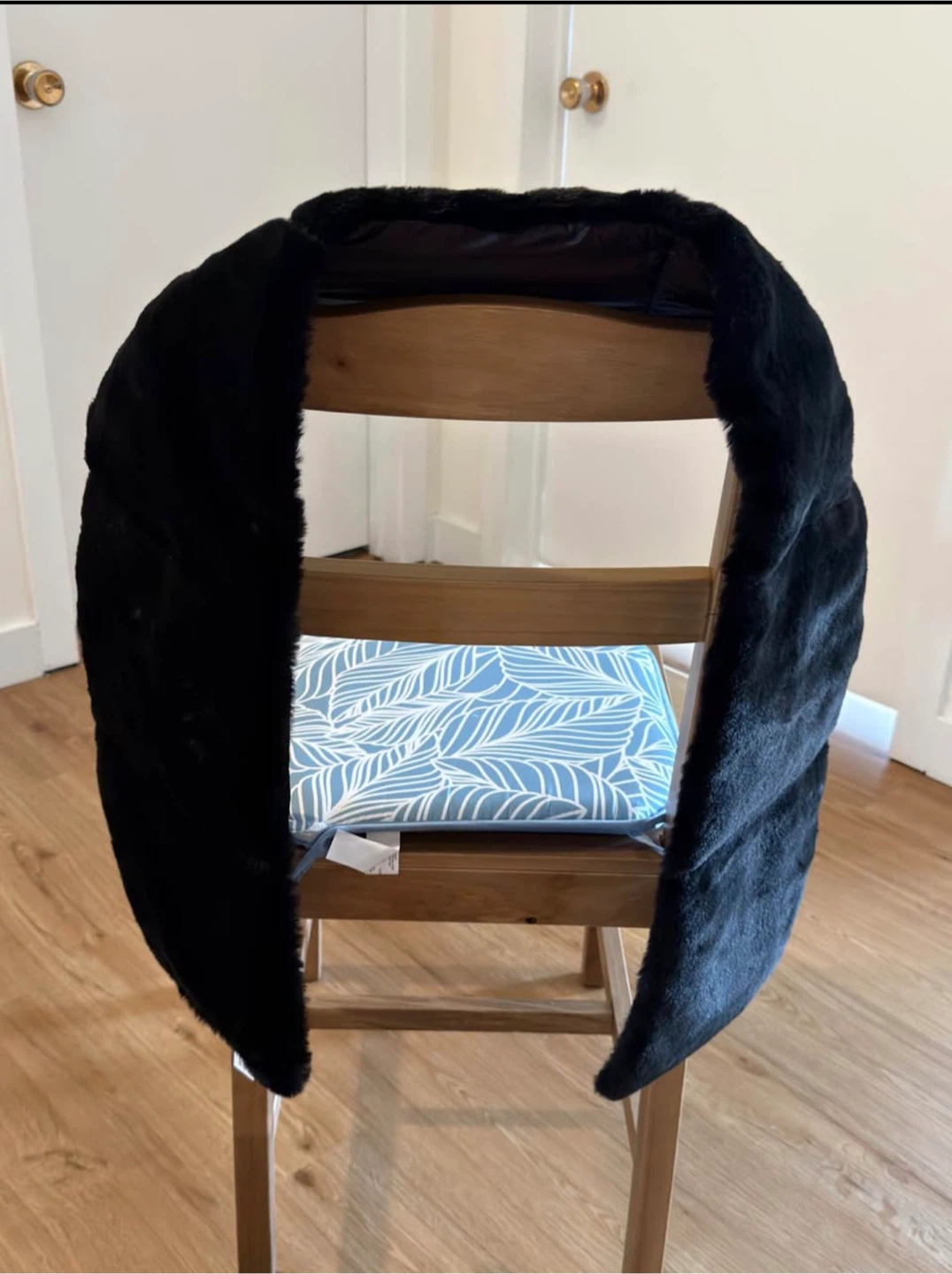 Michael Kors Black Faux Fur Scarf - photo 3