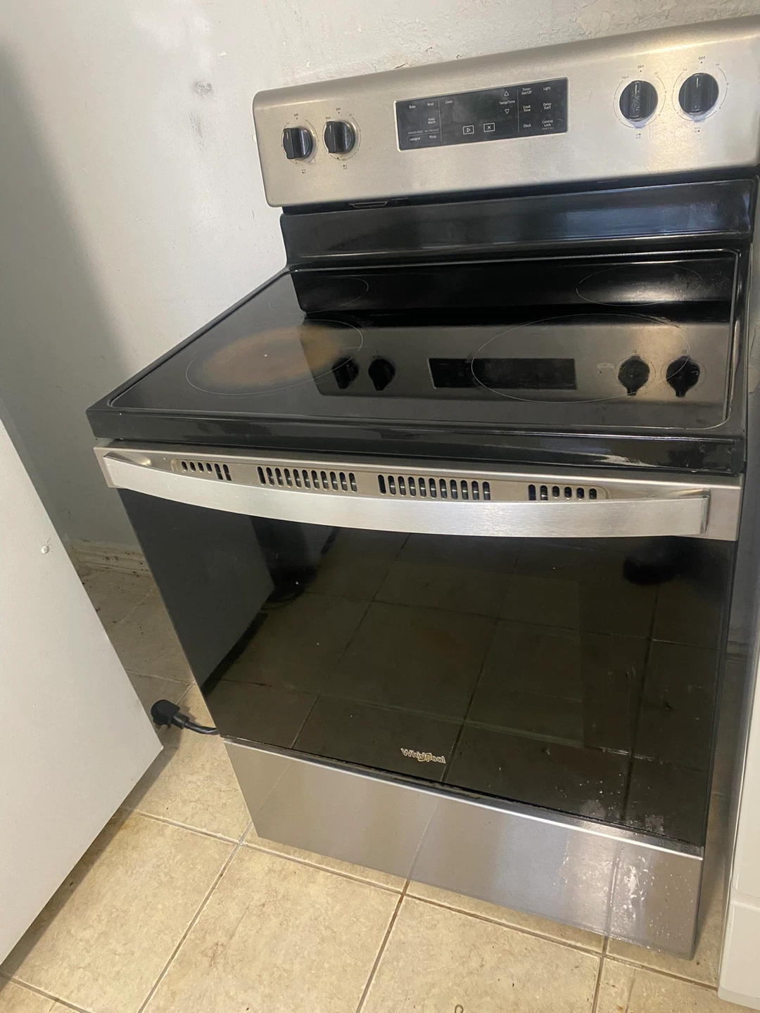 Whirlpool Electric Stove with Oven