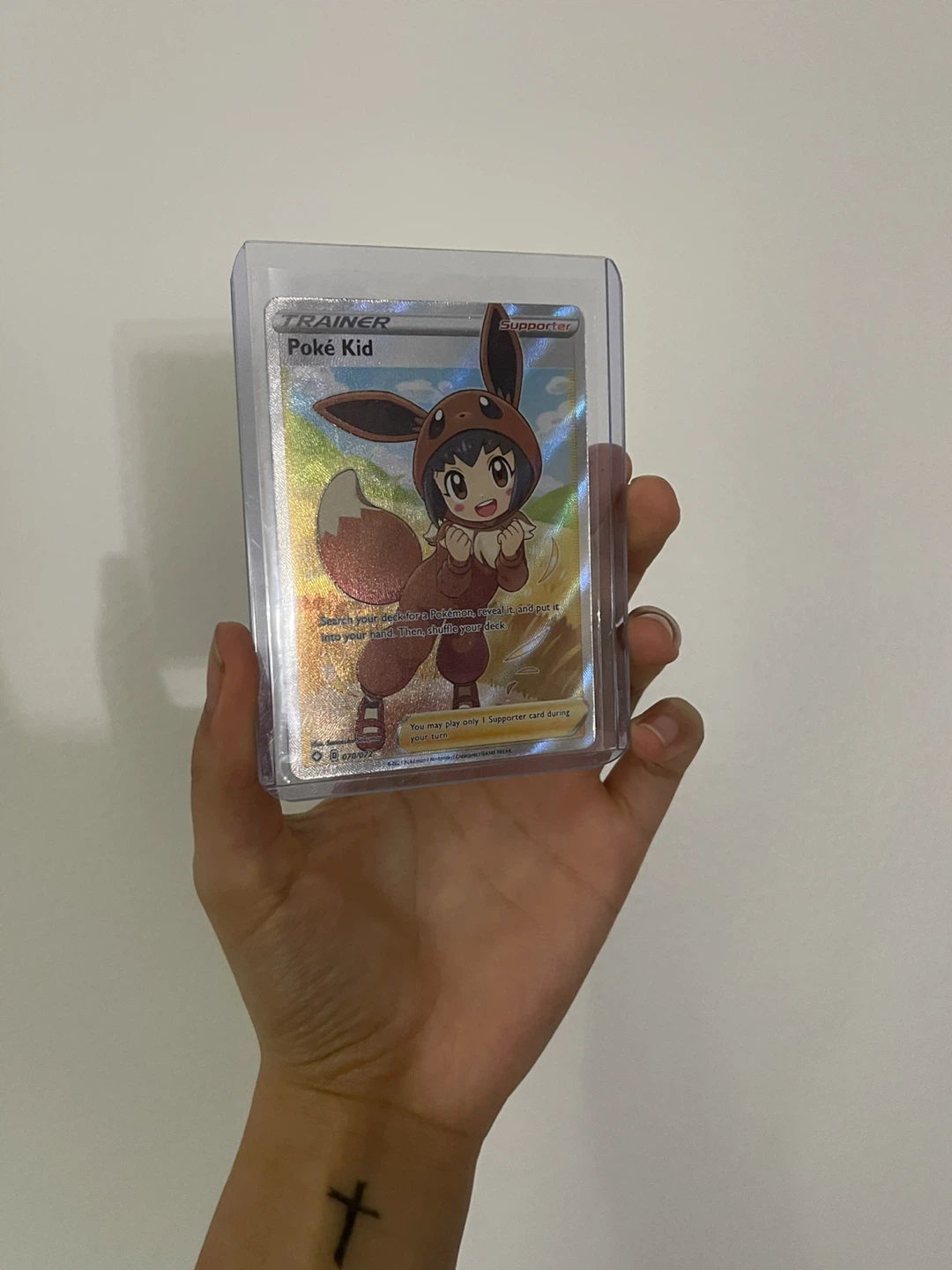 Pokemon Card - Poke Kid [FULL ART/HOLOFOIL] Shining Fates - photo 3