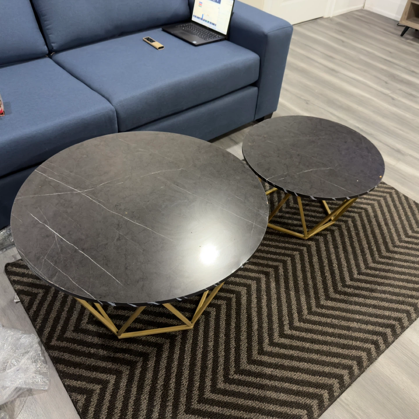Set of 2 Round Marble Top Coffee Tables