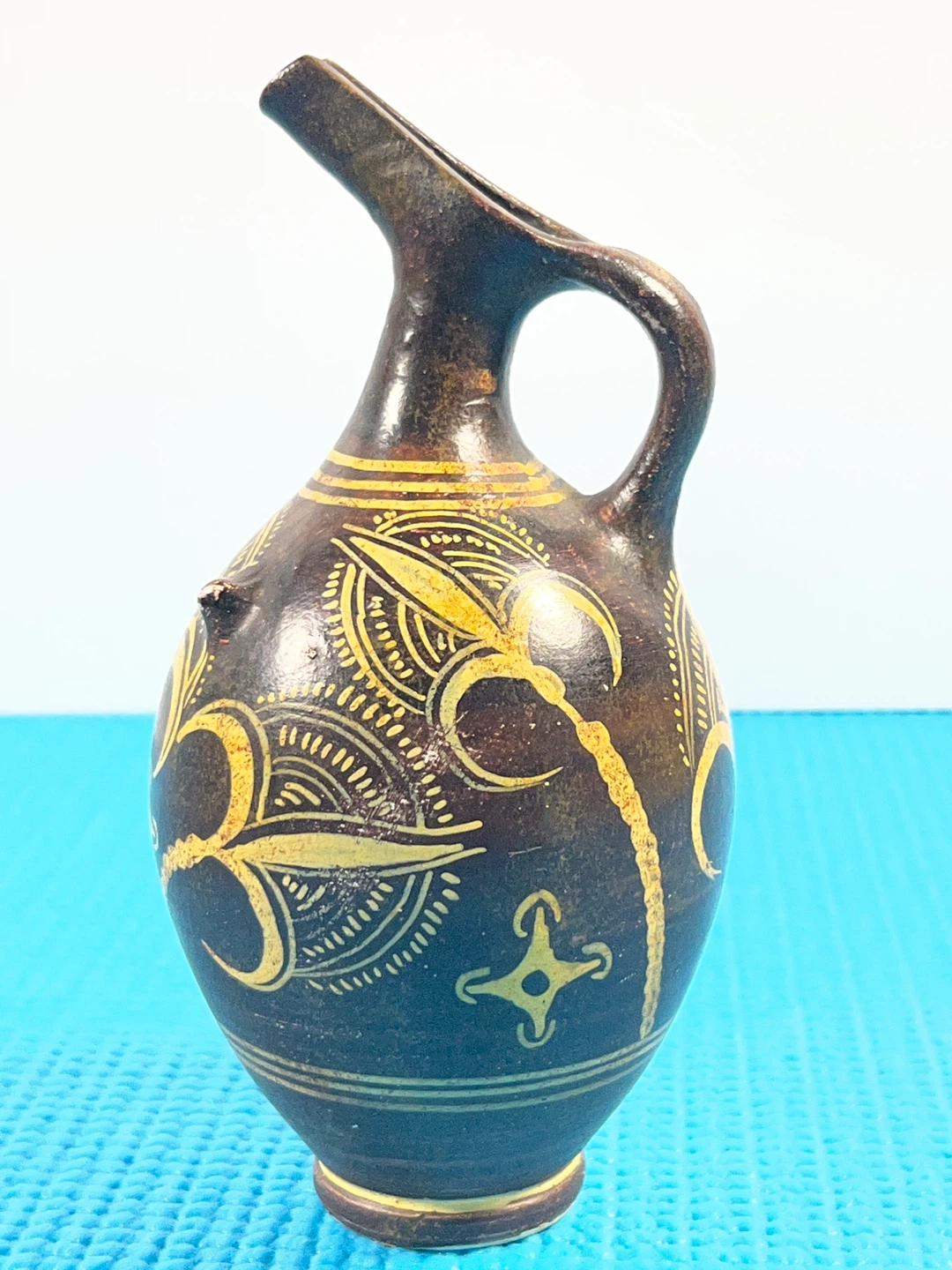 1400 B.C MINOAN - STYLE TERRACOTTA REPLICA VASE - photo 3