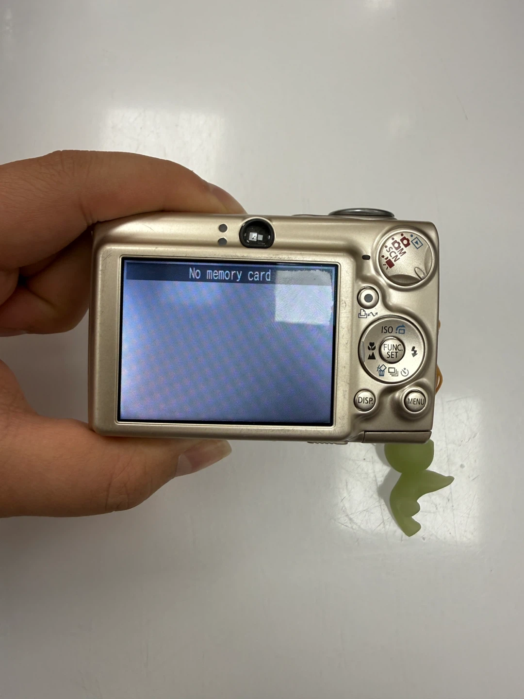 Canon IXY 700 digital Camera - photo 2