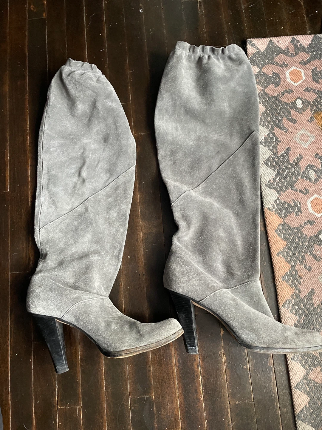 Grey Suede Heeled Boots - 8M