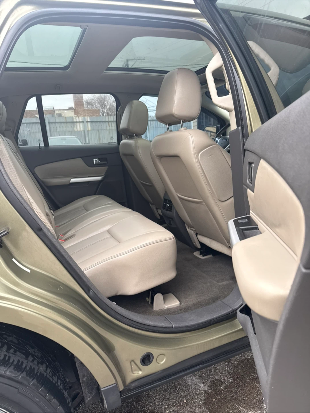 Ford Edge Limited SUV - photo 5