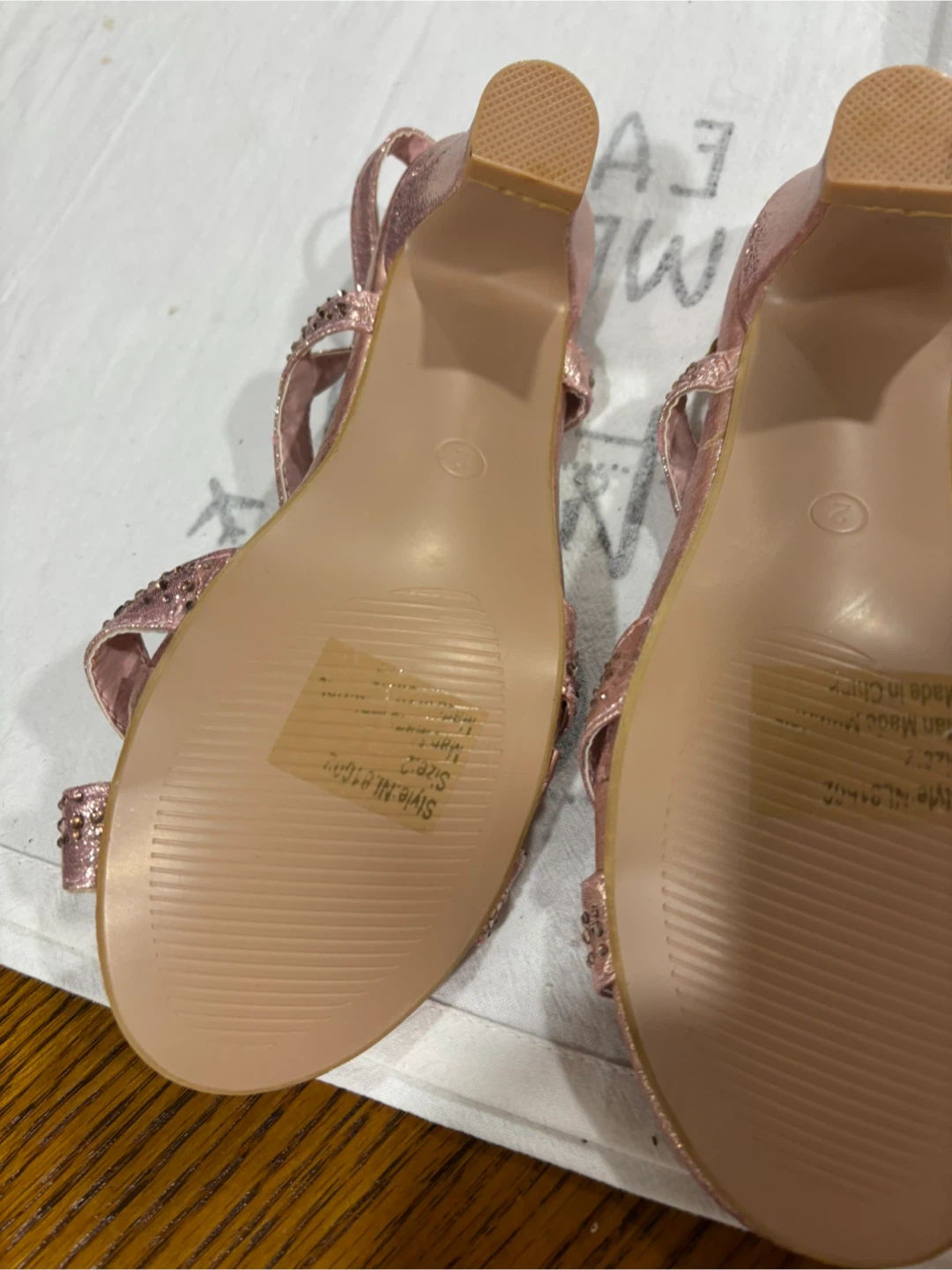 Pink Glitter Heels Size 2-Nanette girls lepore - photo 3