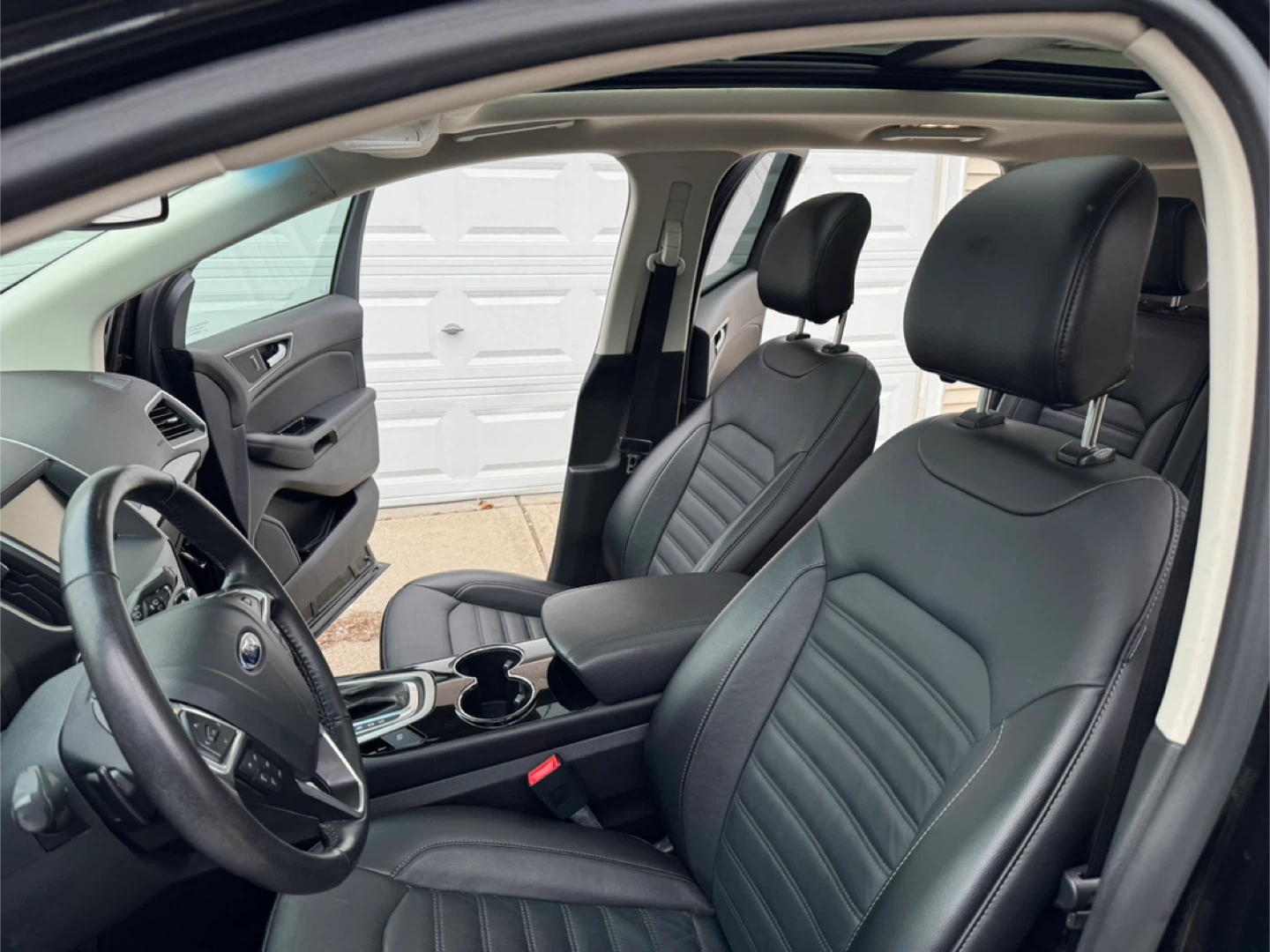 Black Ford Edge SUV 2015 - photo 5