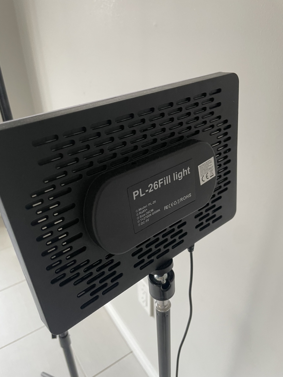 PL-26 Fill Light with Stand - photo 4