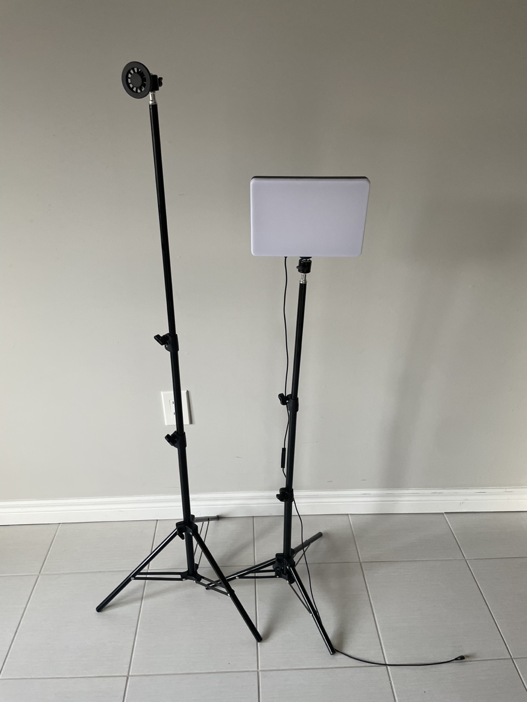 PL-26 Fill Light with Stand