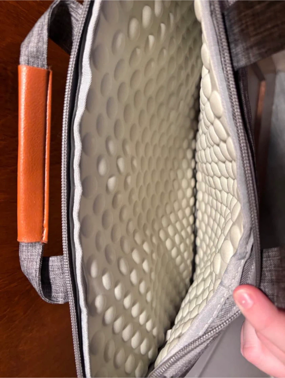 Foam Padded Laptop bag with shoulder strap and handles - photo 3