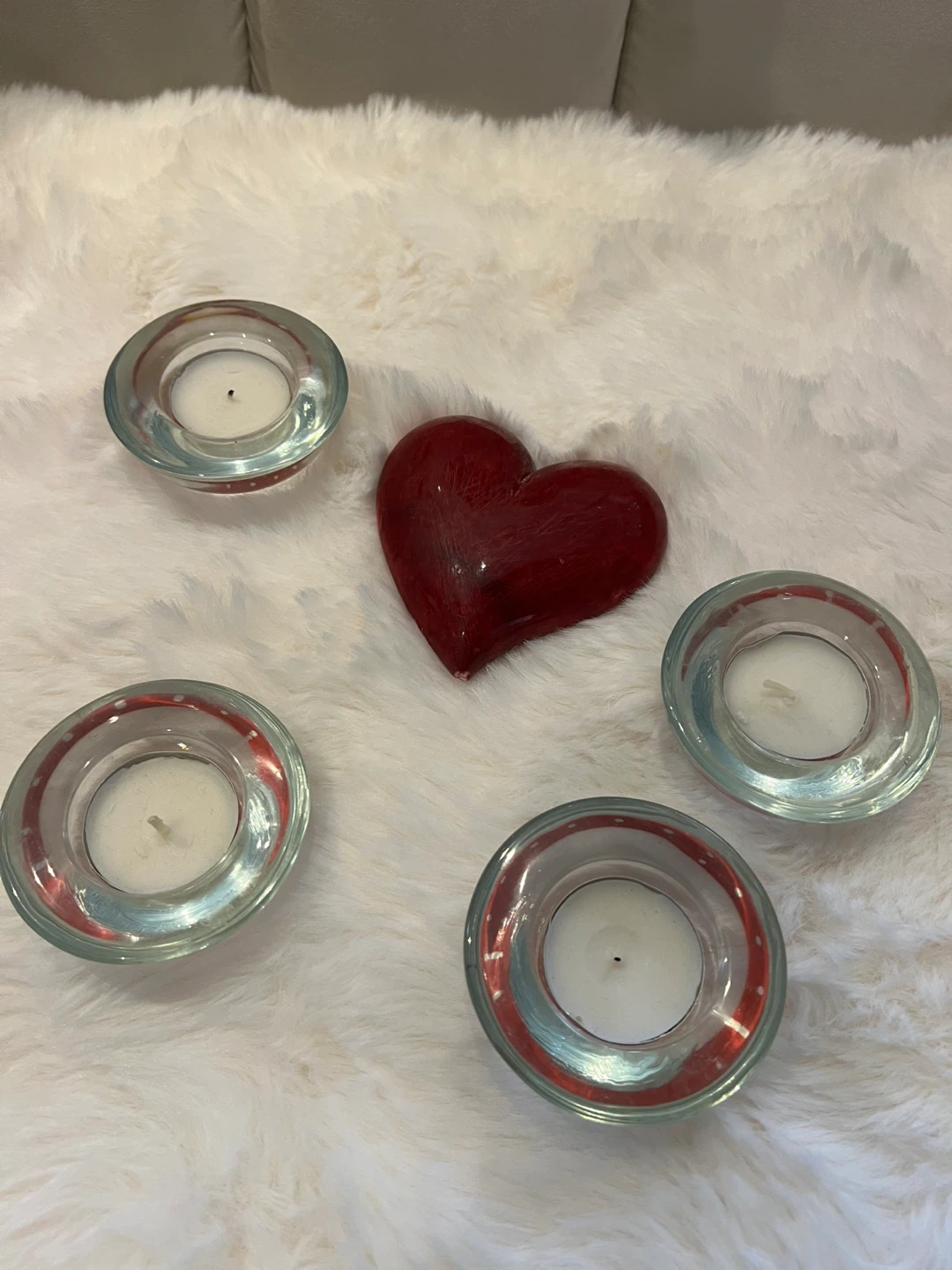 Set of 4 Glass Tealight Holders with Red Heart Decor - photo 2