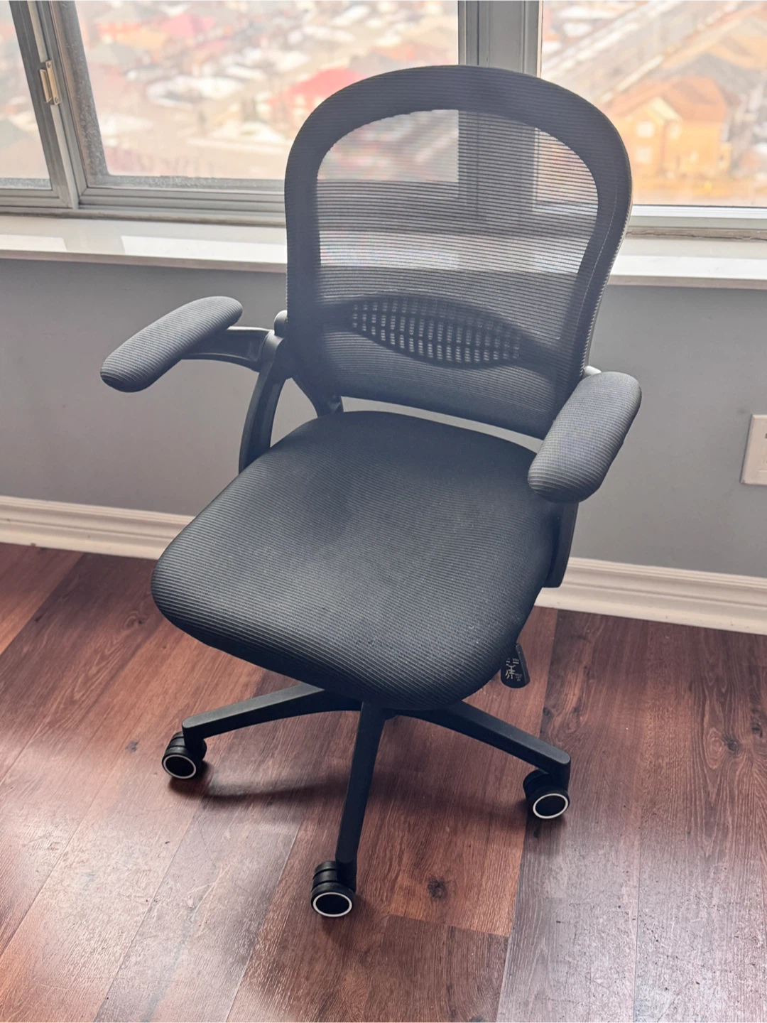 Black Mesh Office Chair with Flip-Up Armrests