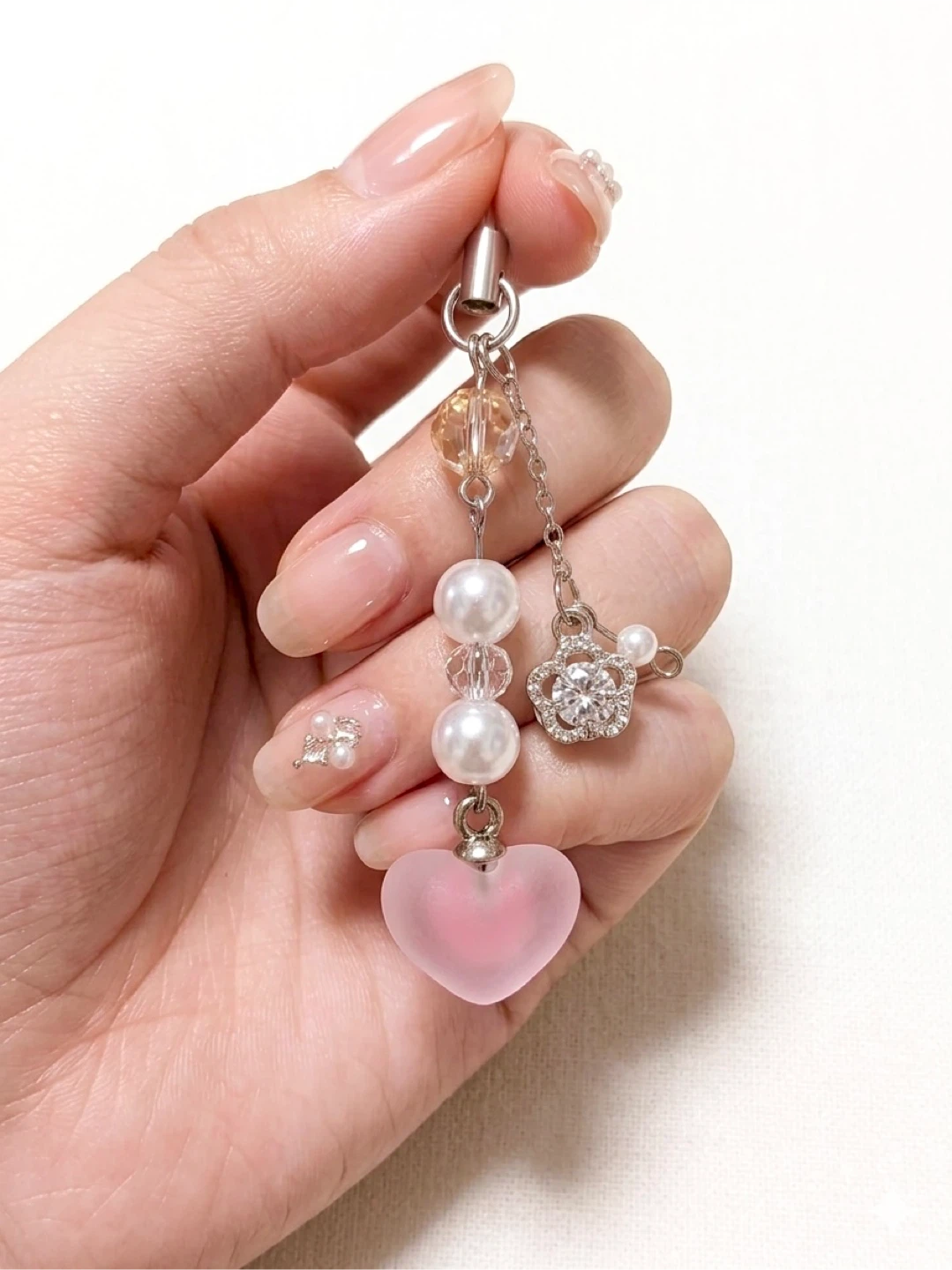 Cute handmade pink heart phone strap🤍