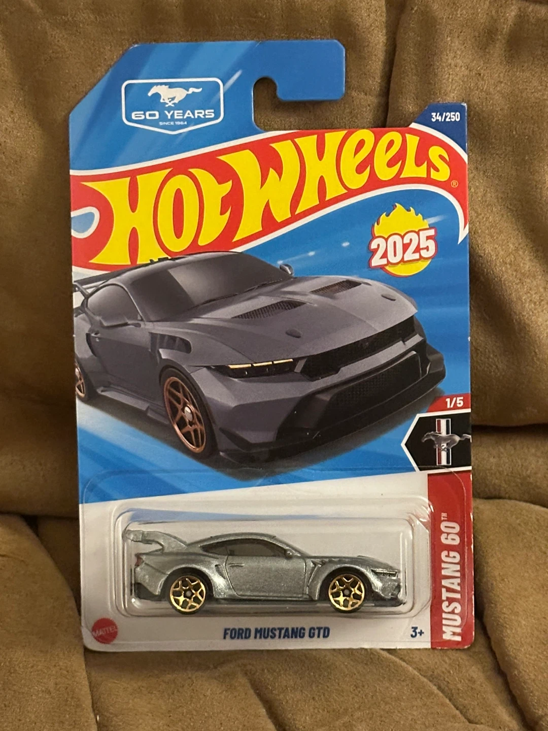 Hot Wheels Ford Mustang GTD - photo 2