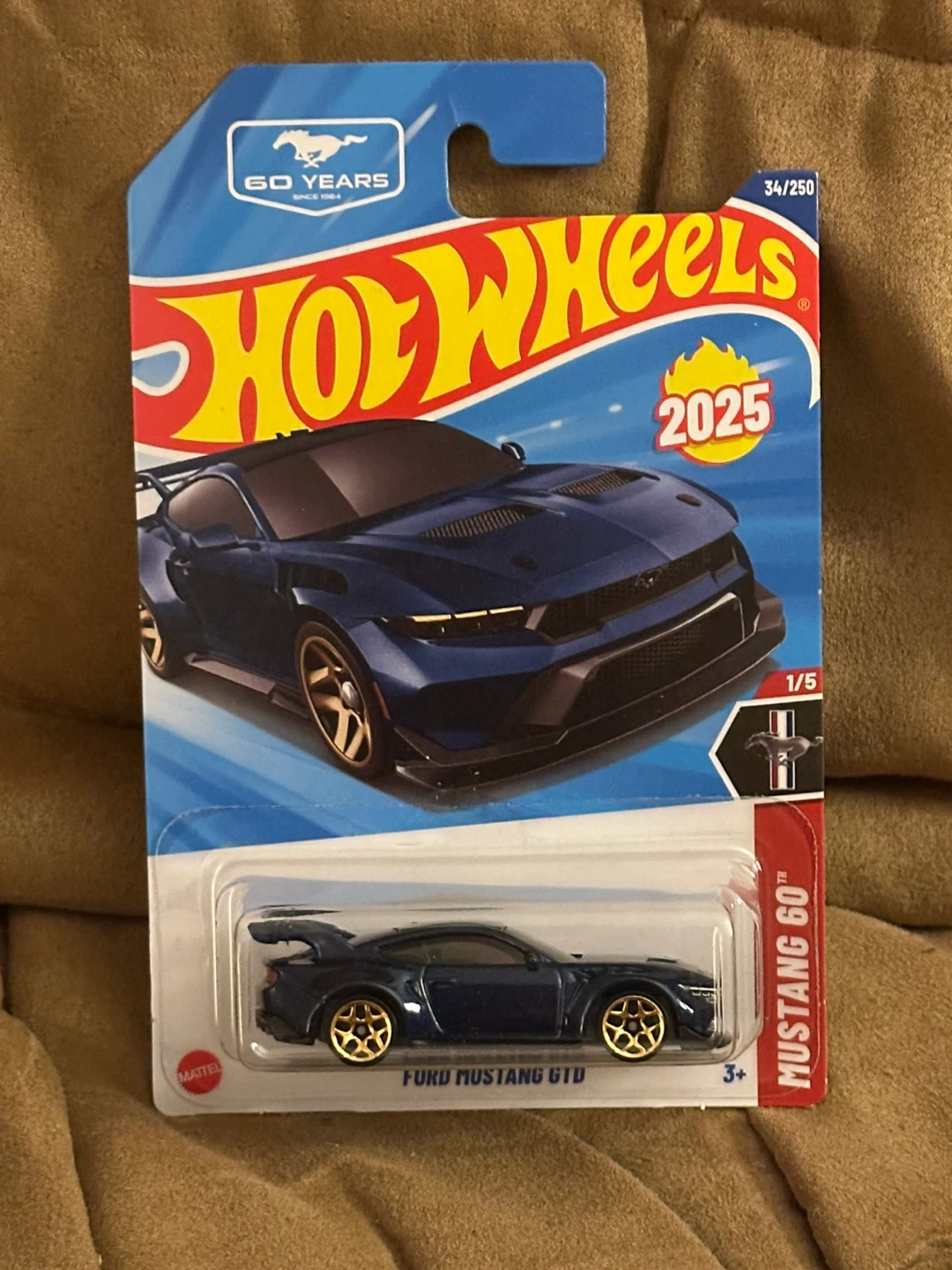Hot Wheels Ford Mustang GTD - photo 3