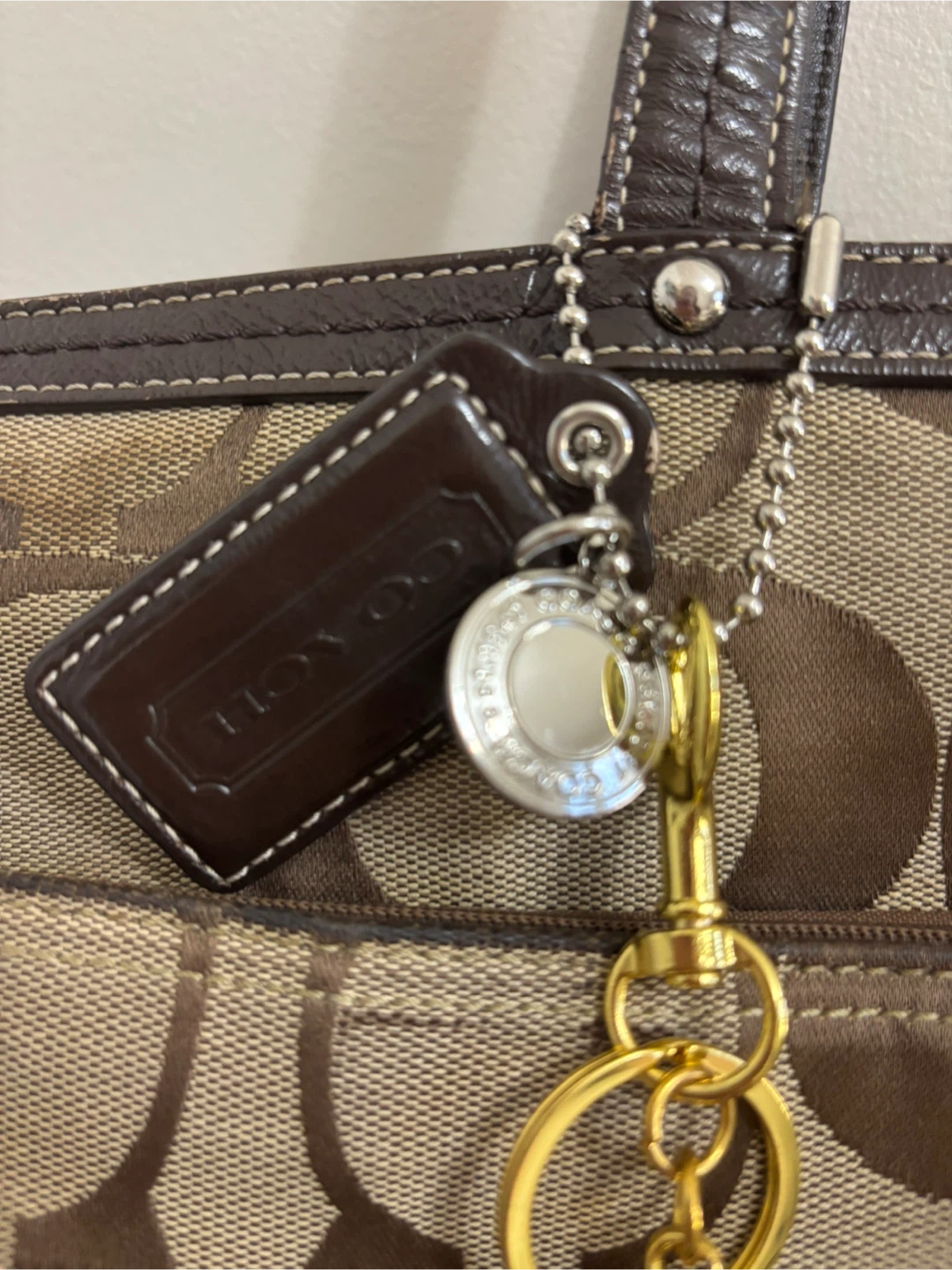 Coach tote( cherry charm not included ) - photo 3