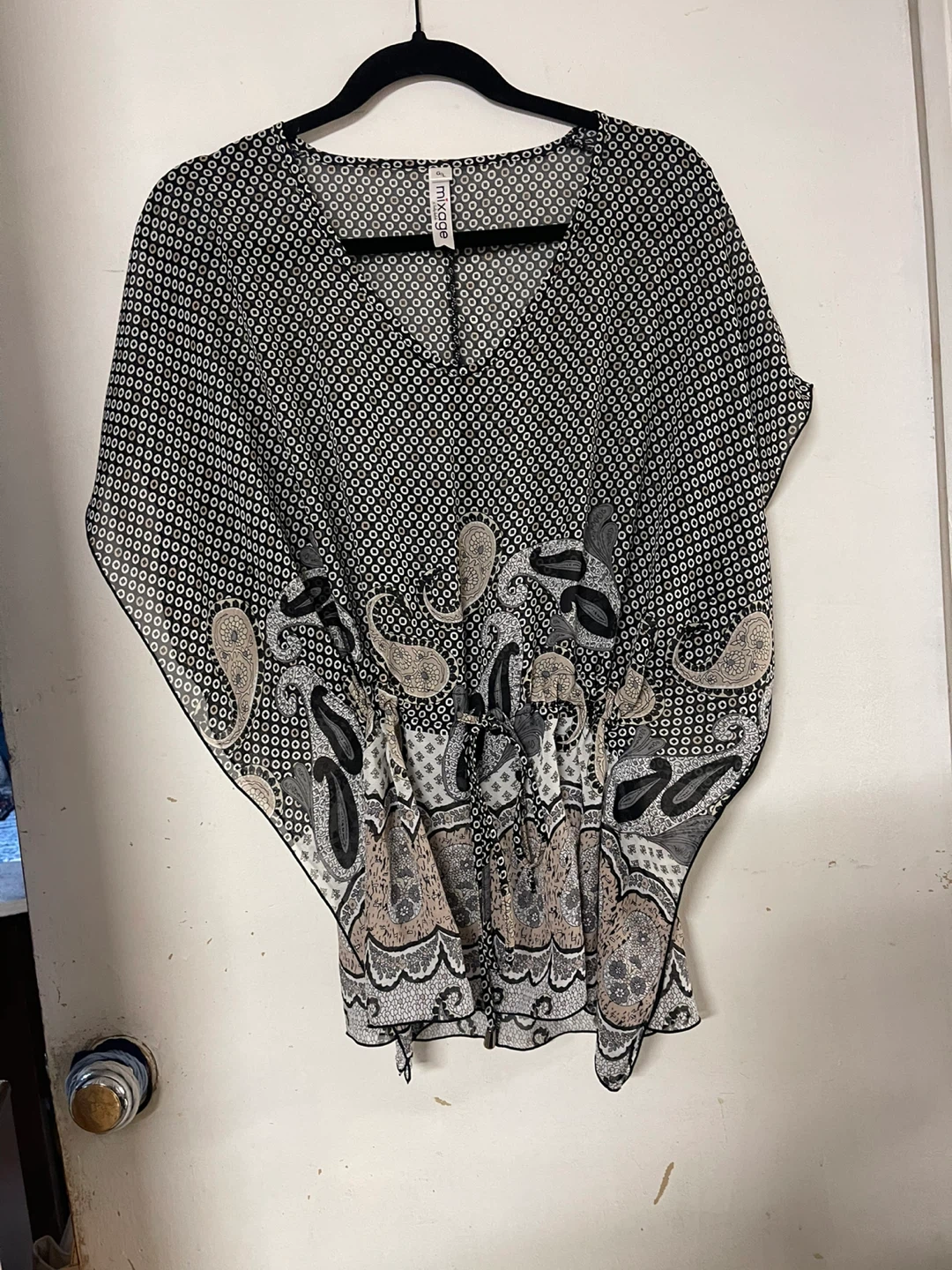 Black & White Paisley Print Kaftan Top - photo 5