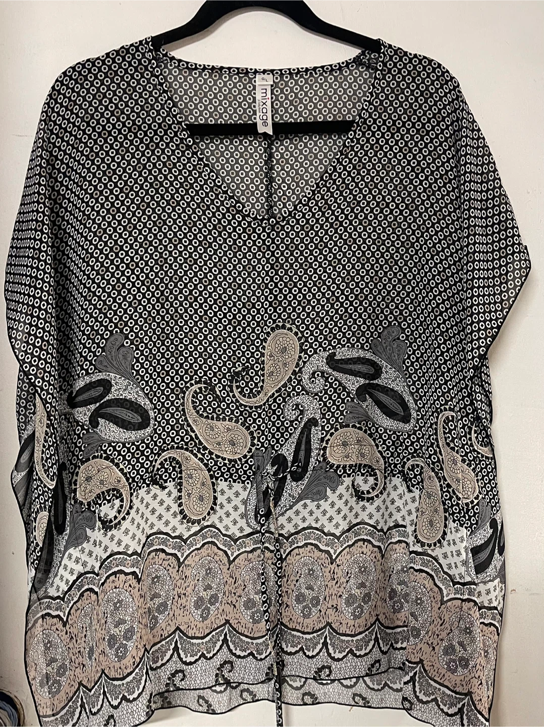 Black & White Paisley Print Kaftan Top - photo 4