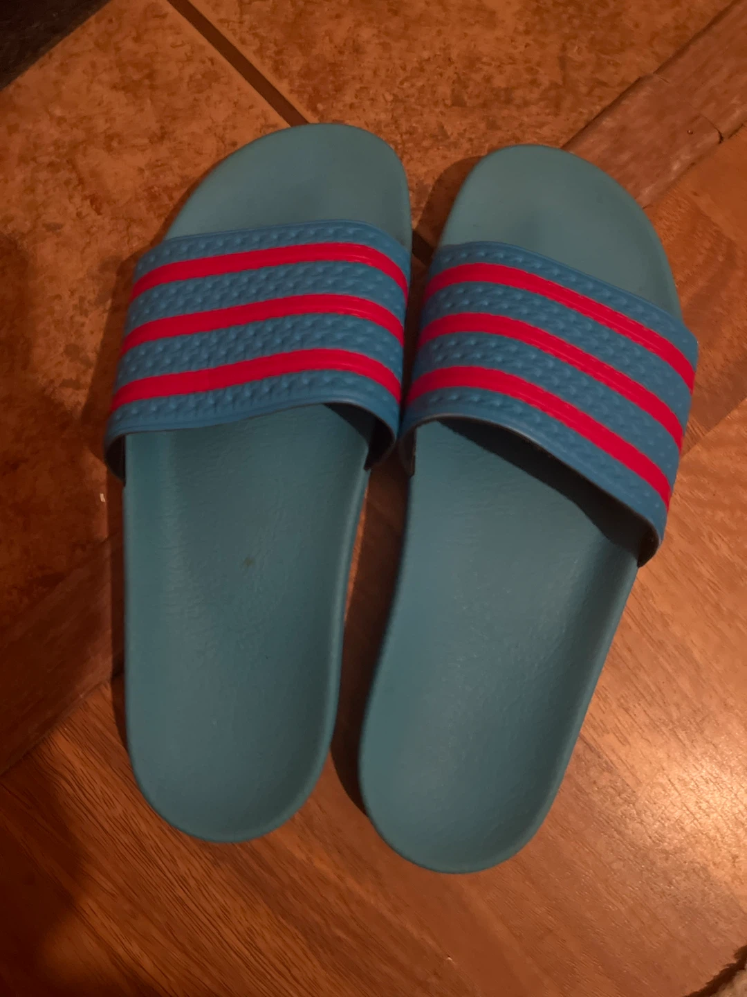 Adidas Adilette Aqua Slides - Blue/Red