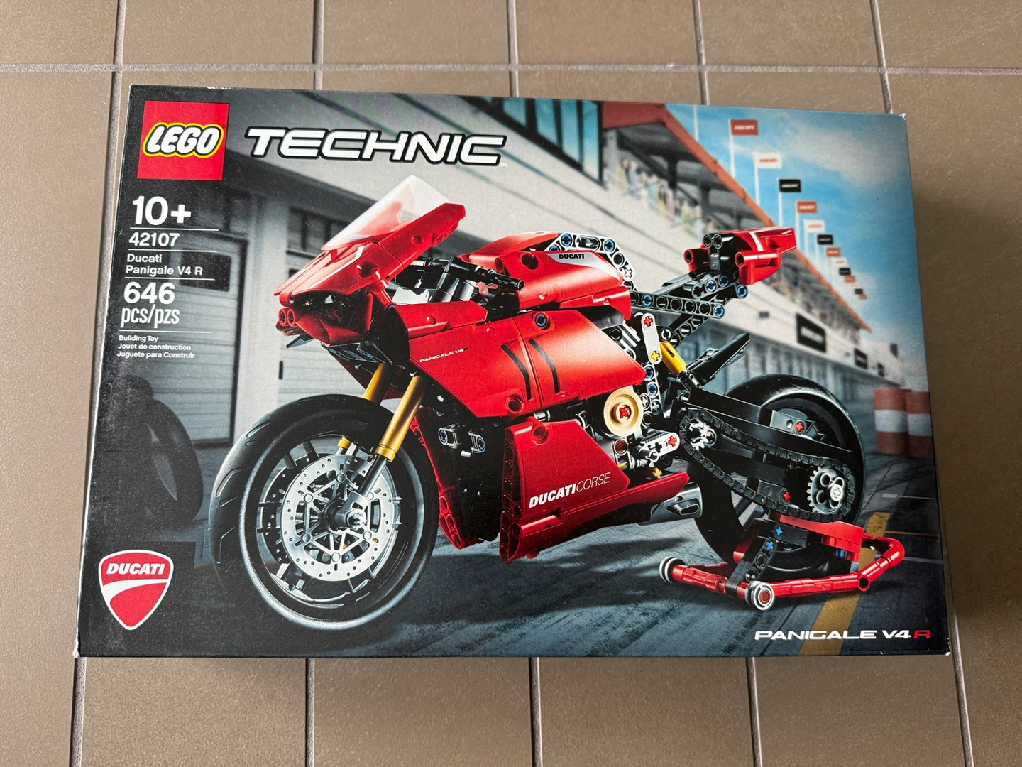 LEGO Ducati Panigale V4 R 42107