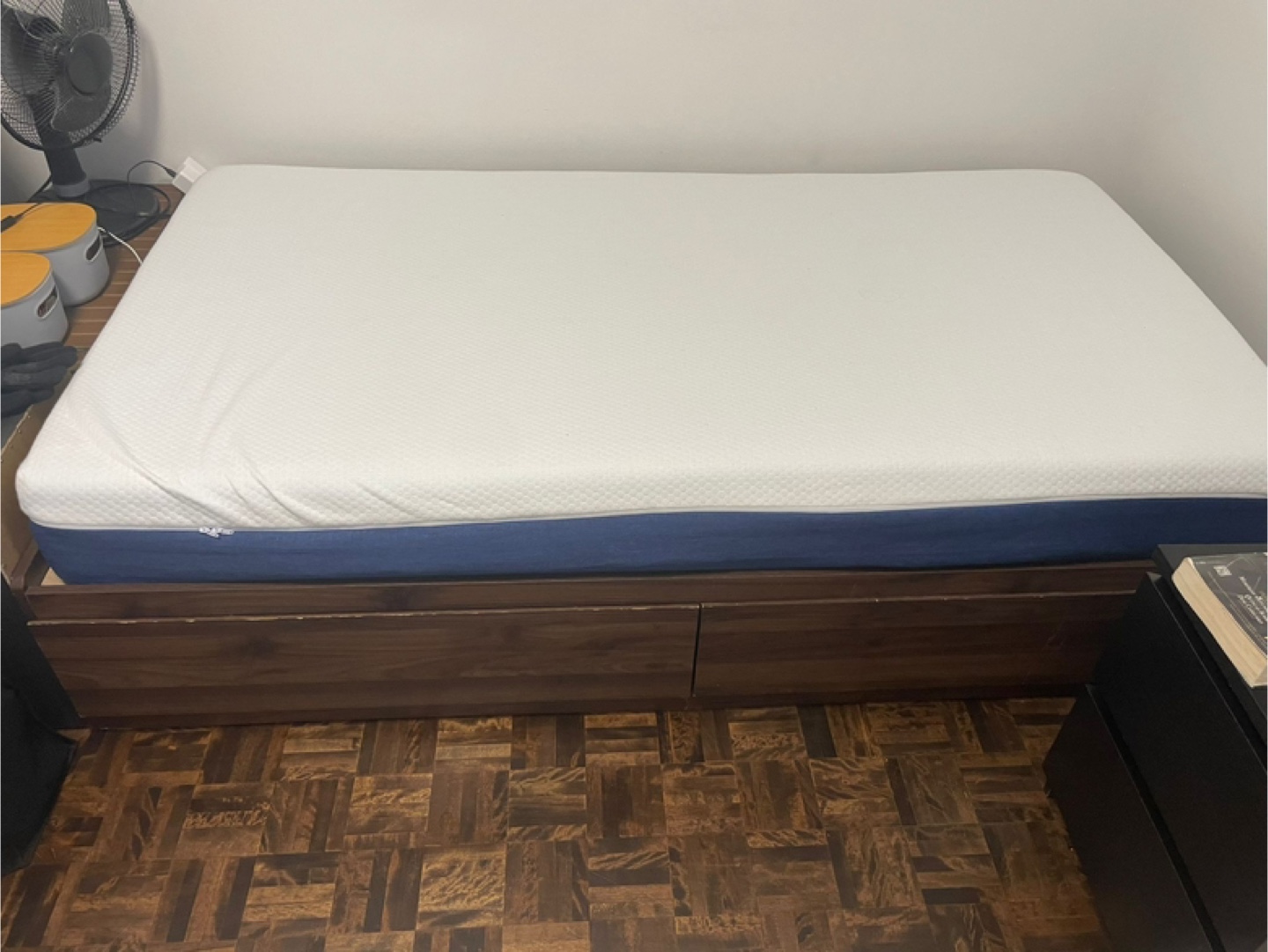 Twin bed frame - photo 5