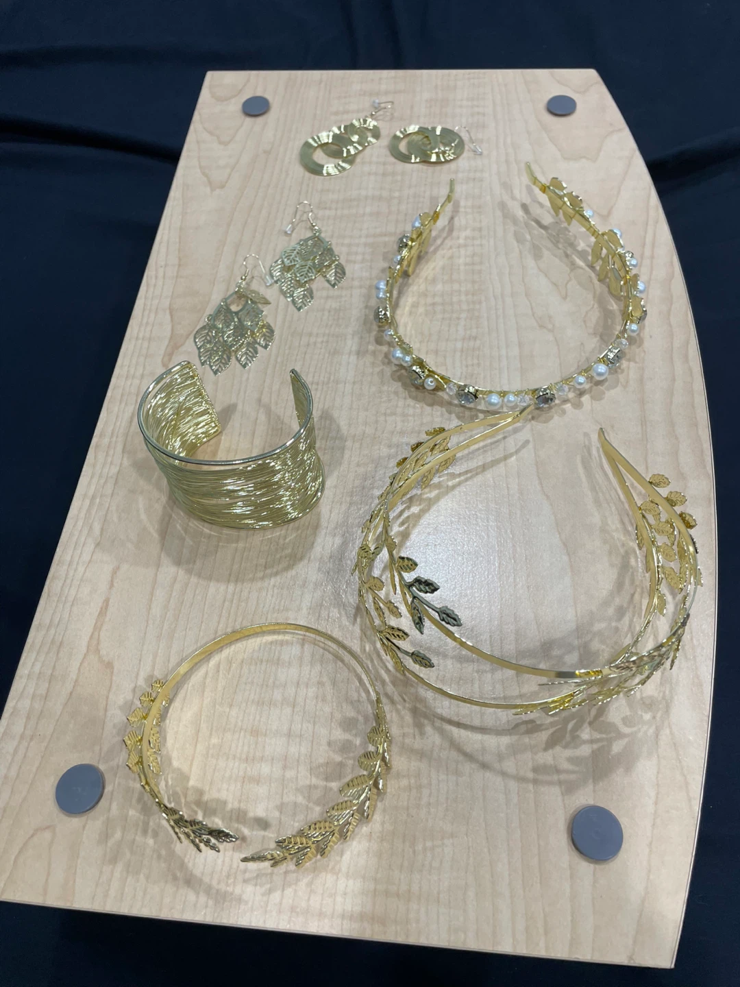 Greek Goddess Accessories 6 pcs Gold Tone - photo 3